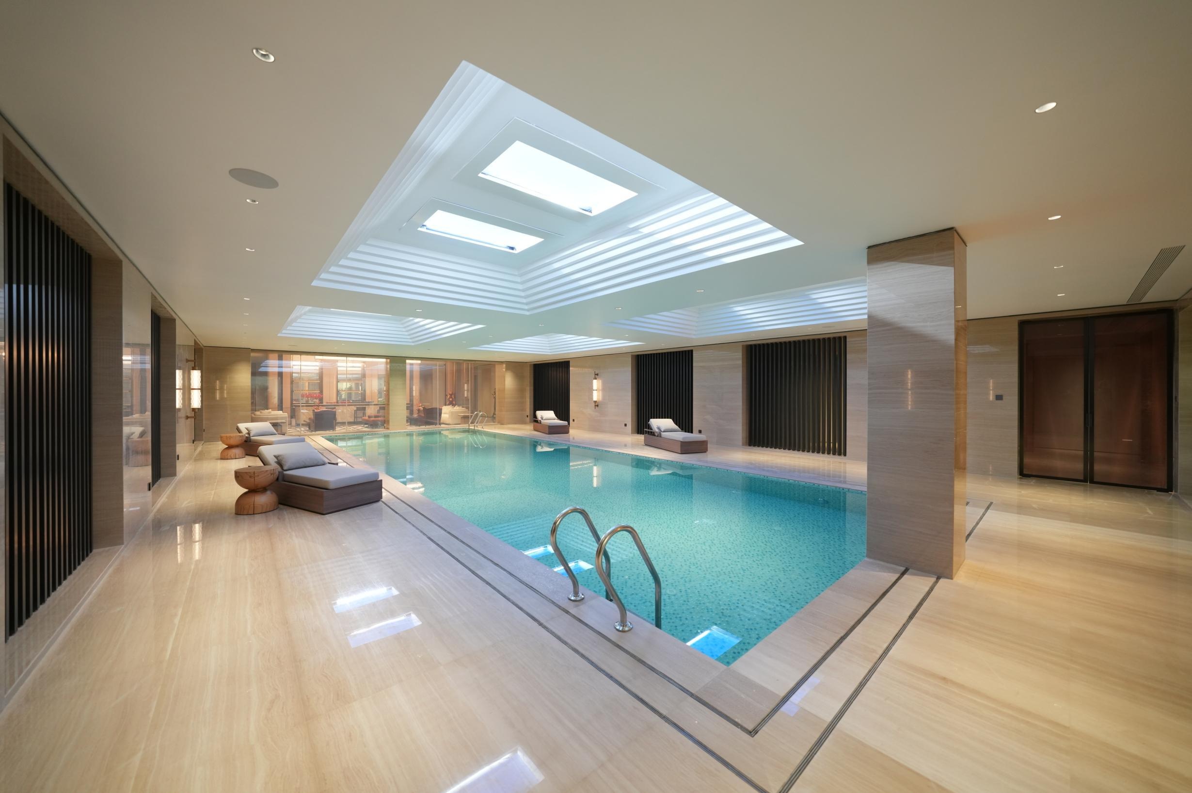 Central Villa — view 6